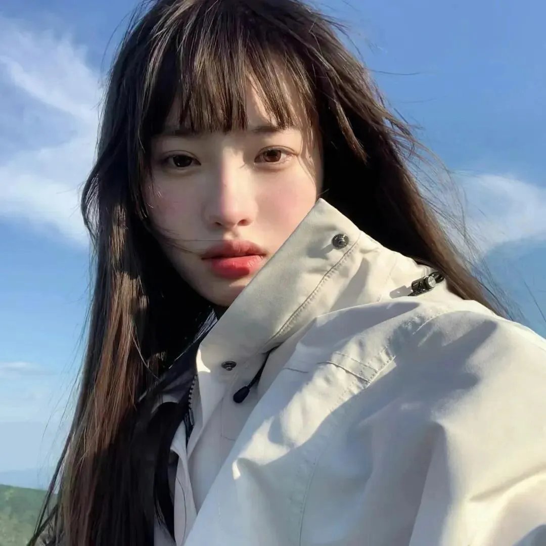 劳拉·马尔斯的眼睛